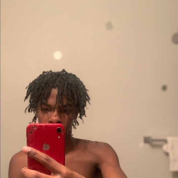 Meet your Posher, Aaron - Picture 1 of 1